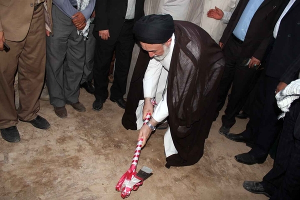 عملیات ساخت زائر سرا در شهر مرزی بستان کلیک خورد
